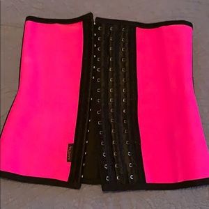 New steel boned waist trainer